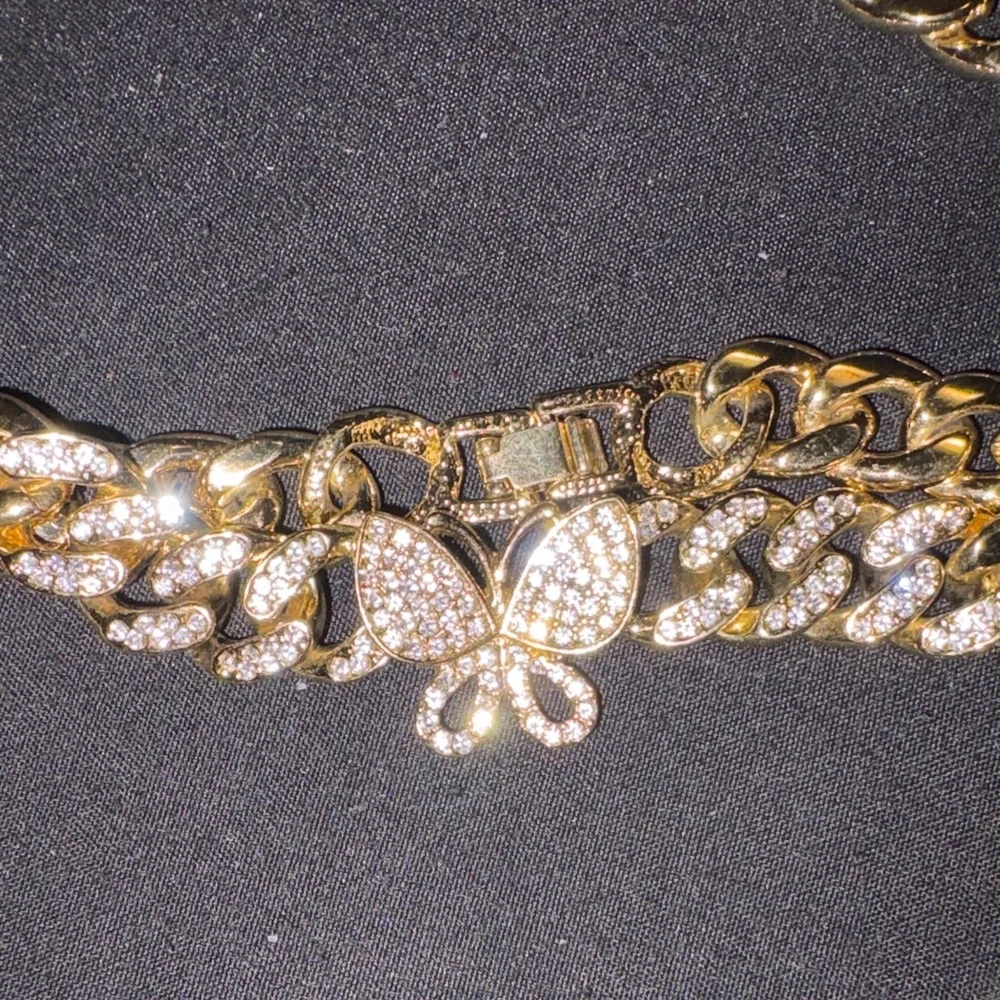 Gold Butterfly Necklace and Bracelet Set - Picture 2 of 6